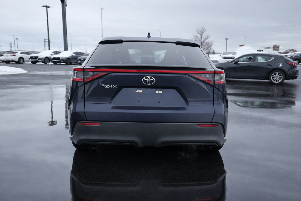 Toyota bZ4X L 1 PROPRIO BAS KM GARANTIE 2023 à Boucherville, Québec - 3 - w1024h768px