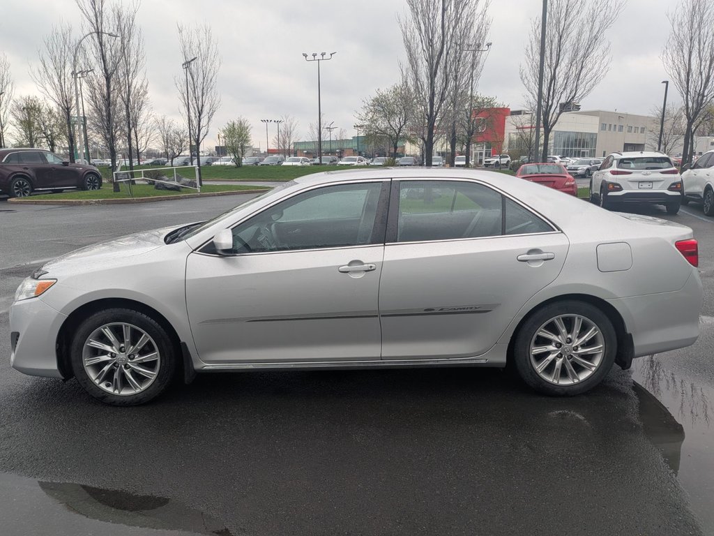 2014 Toyota Camry LE BAS KILOMÉTRAGE, TOIT OUVRANT, BLUETOOTH in Boucherville, Quebec - 7 - w1024h768px