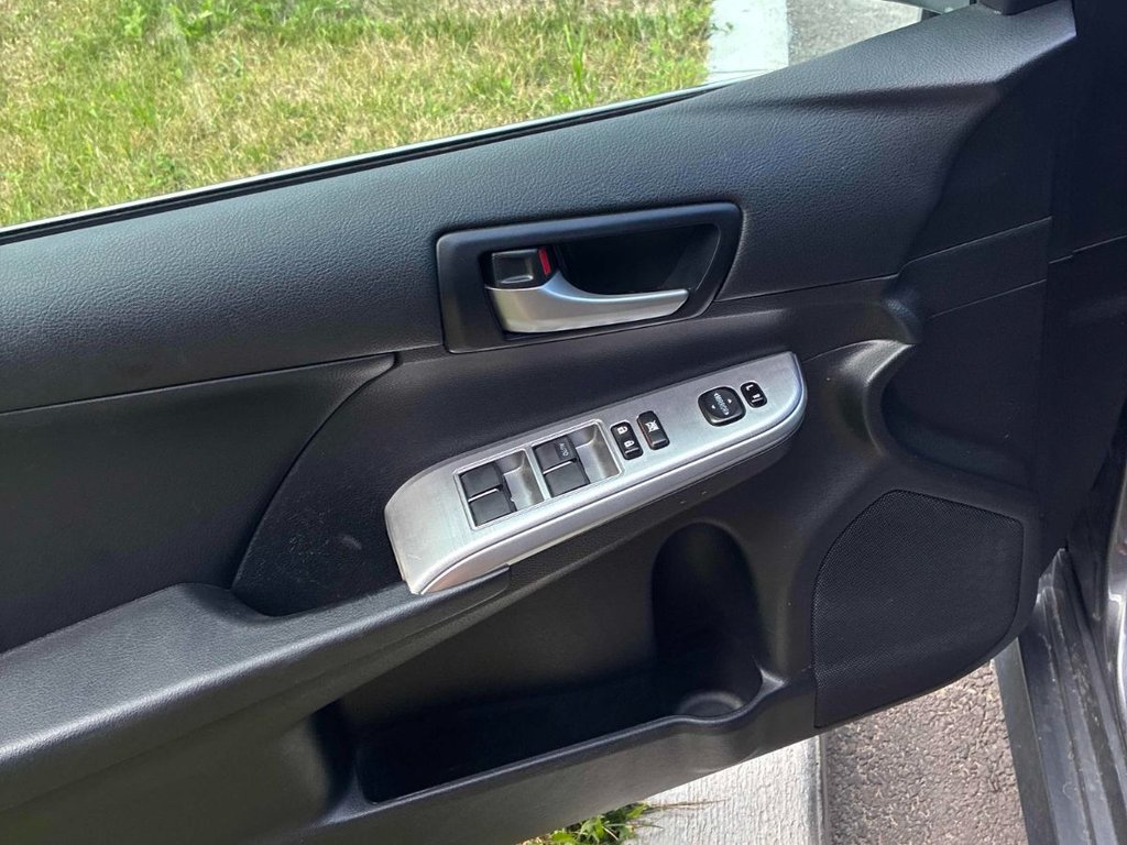 2014 Toyota Camry SE, BAS KM, CLIMATISATION in Boucherville, Quebec - 7 - w1024h768px