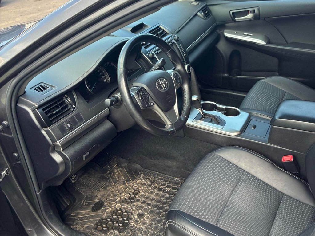 2014 Toyota Camry SE, BAS KM, CLIMATISATION in Boucherville, Quebec - 5 - w1024h768px
