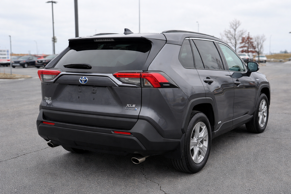 Toyota RAV4 HYBRIDE AWD XLE JAMAIS ACCIDENTÉ TOIT OUVRANT 2021 à Boucherville, Québec - 16 - w1024h768px