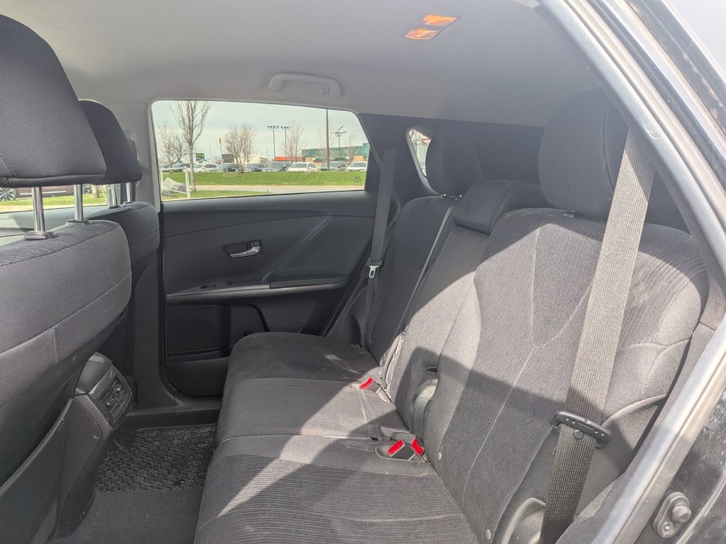 2016 Toyota Venza LE AWD JAMAIS ACCIDENTE BAS KM in Boucherville, Quebec - 13 - w1024h768px