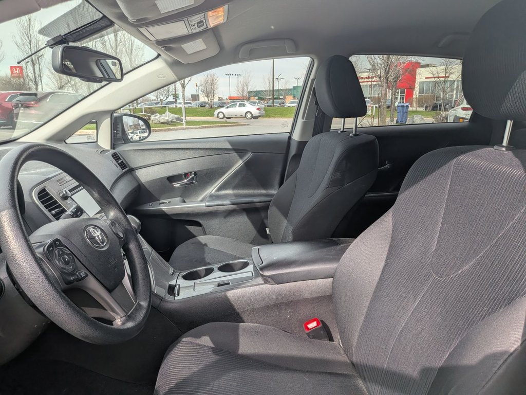 2016 Toyota Venza LE AWD JAMAIS ACCIDENTE BAS KM in Boucherville, Quebec - 14 - w1024h768px