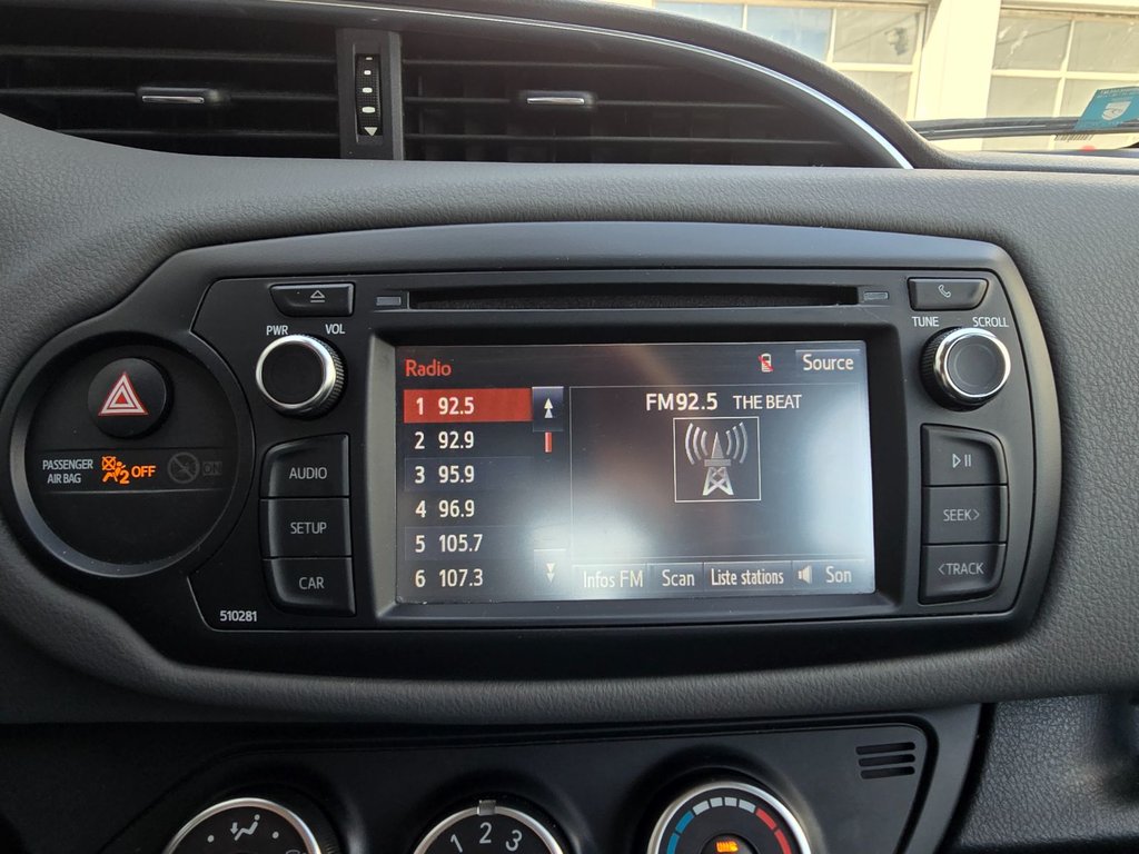 2018 Toyota Yaris Hatchback LE 1 PROPRIO BAS KM in Boucherville, Quebec - 14 - w1024h768px