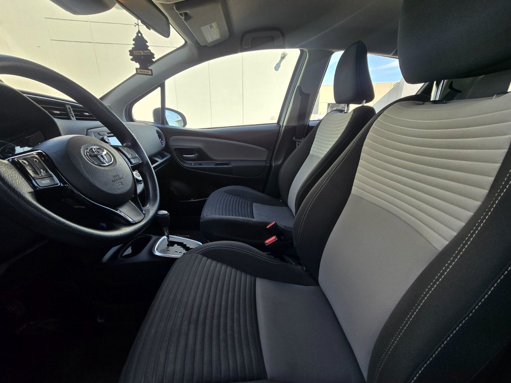 2018 Toyota Yaris Hatchback LE 1 PROPRIO BAS KM in Boucherville, Quebec - 11 - w1024h768px