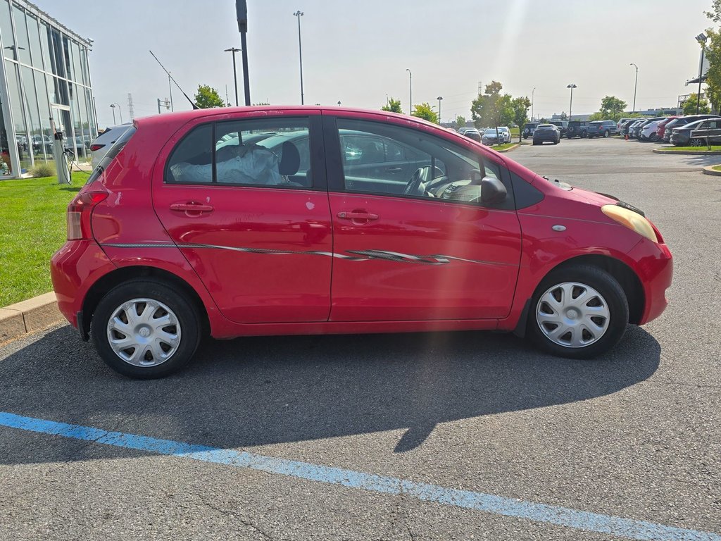 2007 Toyota Yaris LE / PNEUS HIVER INCLUS in Boucherville, Quebec - 6 - w1024h768px