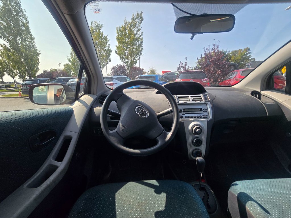 2007 Toyota Yaris LE / PNEUS HIVER INCLUS in Boucherville, Quebec - 11 - w1024h768px