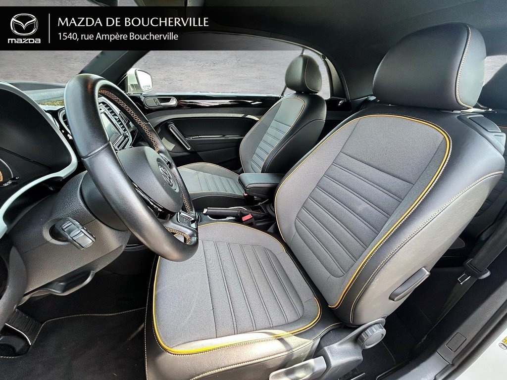 2018 Volkswagen Beetle Convertible Dune, cabriolet, très bas km in Boucherville, Quebec - 9 - w1024h768px