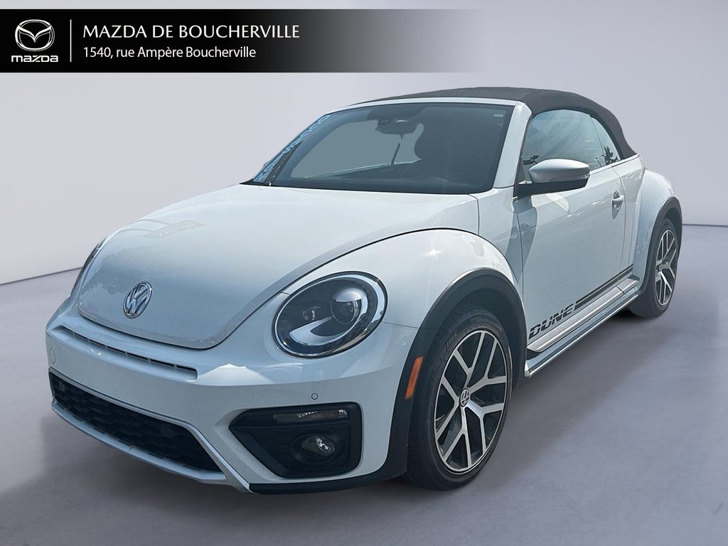 2018 Volkswagen Beetle Convertible Dune, cabriolet, très bas km in Boucherville, Quebec - 2 - w1024h768px