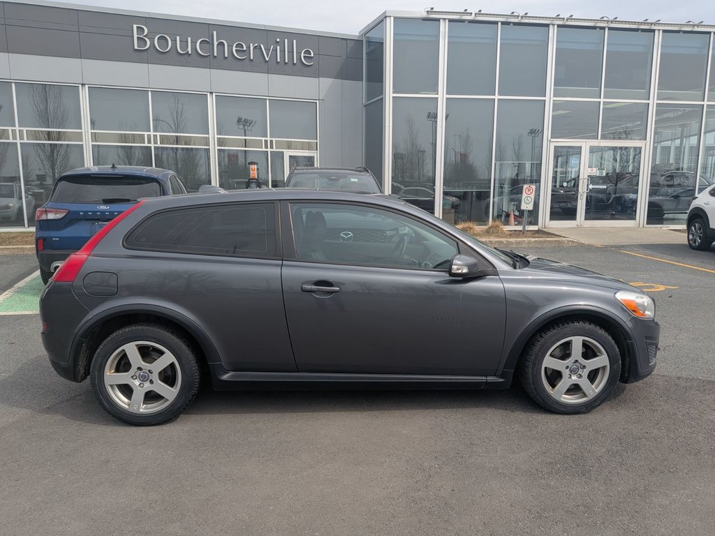 2013 Volvo C30 T5 in Boucherville, Quebec - 10 - w1024h768px