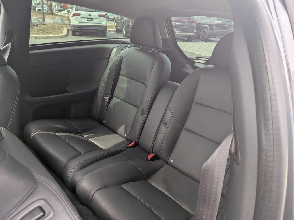 2013 Volvo C30 T5 in Boucherville, Quebec - 14 - w1024h768px