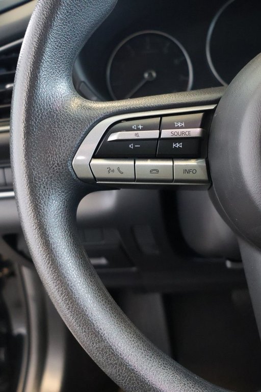 2023 Mazda CX-30 GX AWD in St-Jean-Sur-Richelieu, Quebec - 10 - w1024h768px
