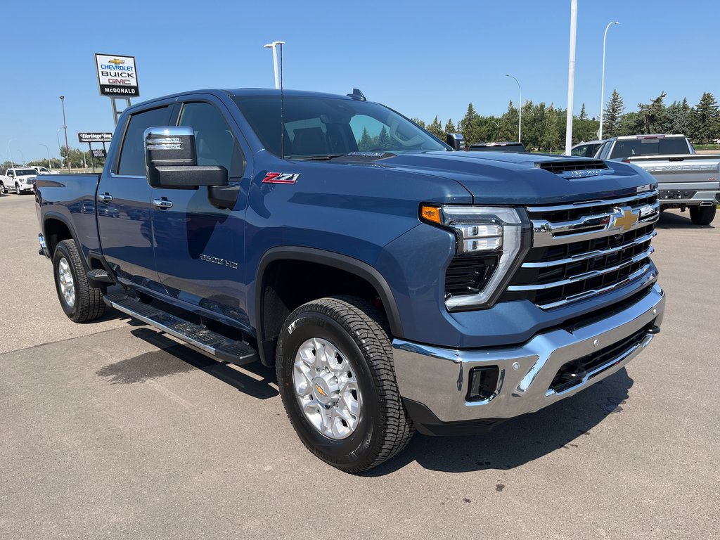 2024 Chevrolet SILVERADO 2500 HD in Taber, Alberta - 3 - w1024h768px