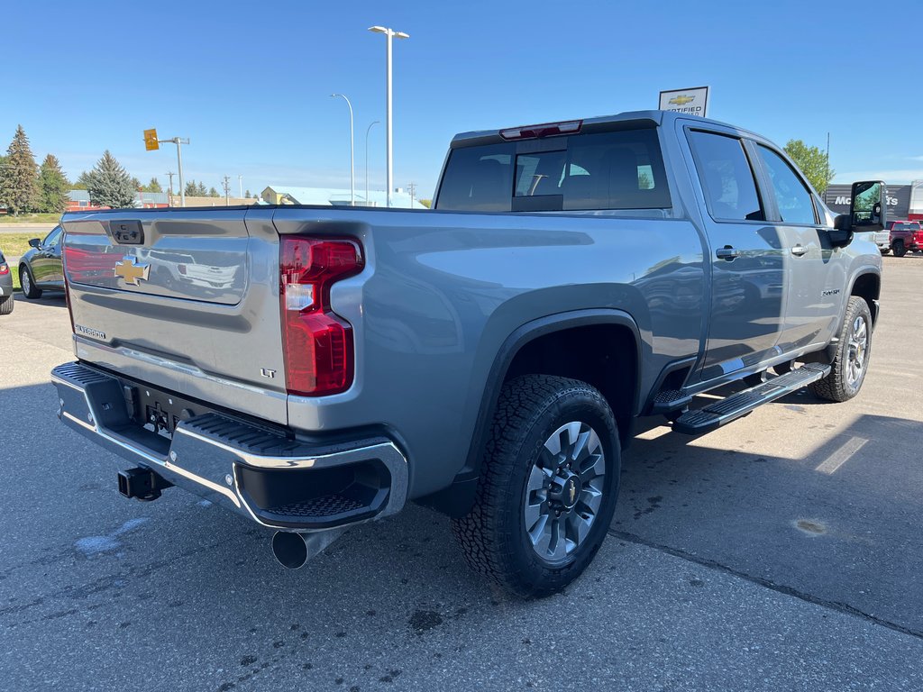 2025 Chevrolet Silverado 3500 HD in Taber, Alberta - 3 - w1024h768px