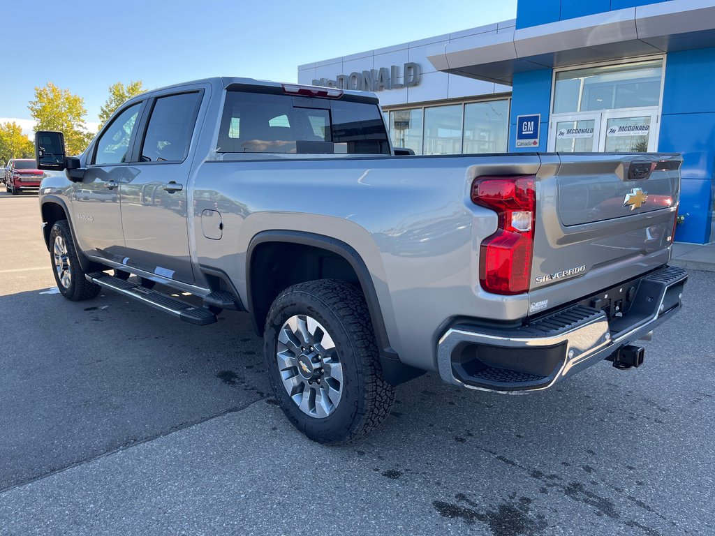 2025 Chevrolet Silverado 3500 HD in Taber, Alberta - 2 - w1024h768px