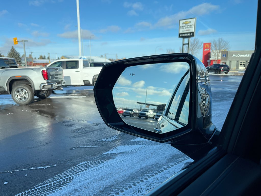 2025 Chevrolet Suburban in Taber, Alberta - 22 - w1024h768px