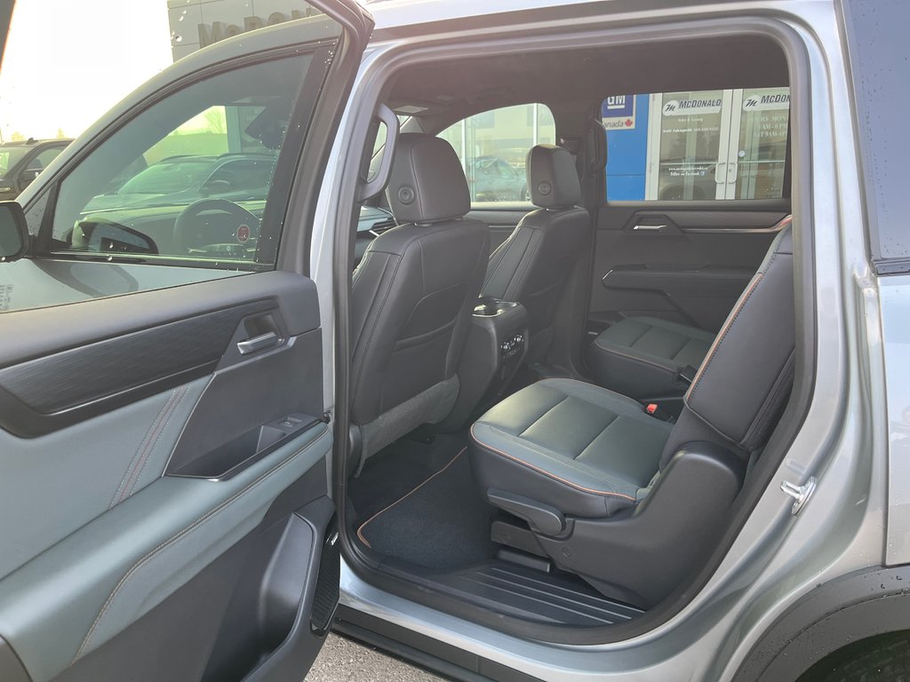 2024 GMC Acadia in Taber, Alberta - 12 - w1024h768px