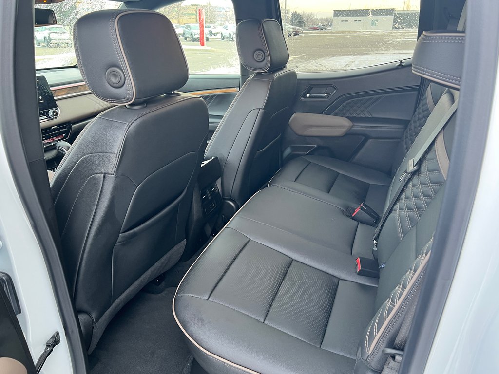 2025 GMC Canyon in Taber, Alberta - 18 - w1024h768px