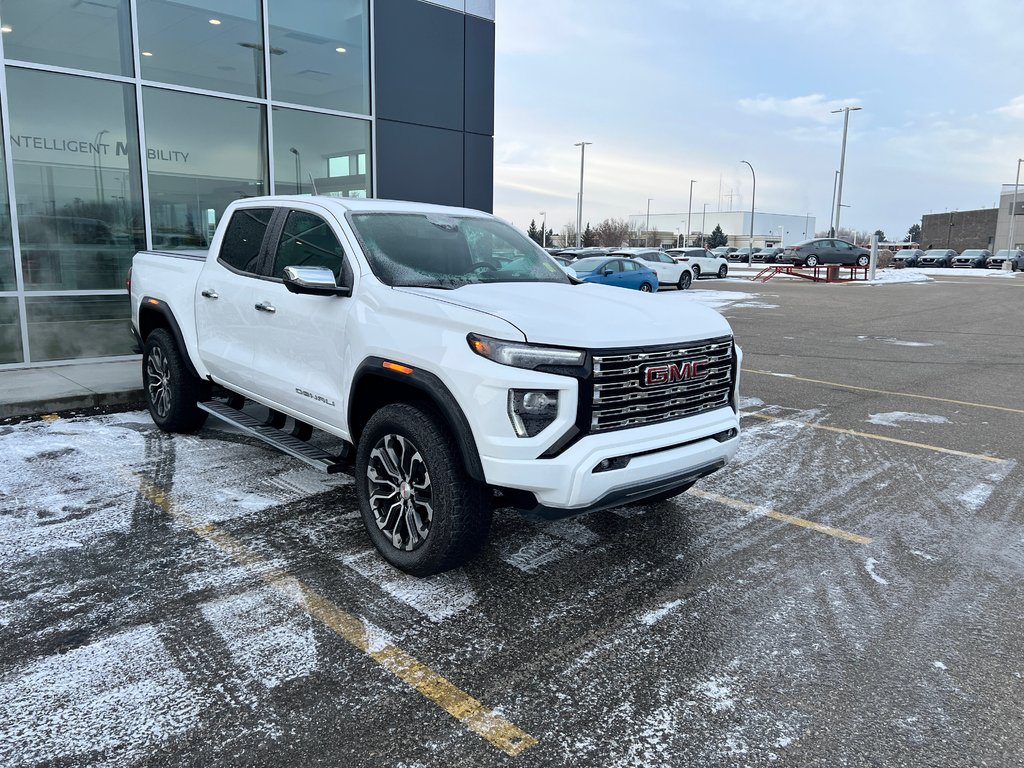 2025 GMC Canyon in Taber, Alberta - 10 - w1024h768px