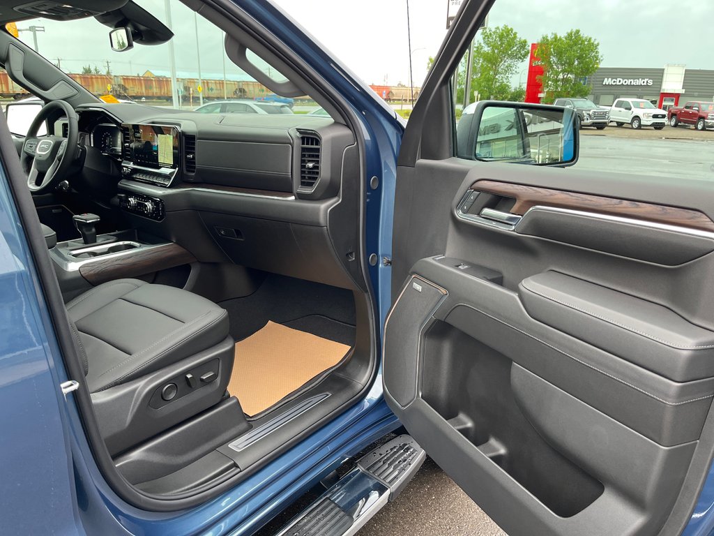 2024 GMC Sierra 1500 in Taber, Alberta - 8 - w1024h768px