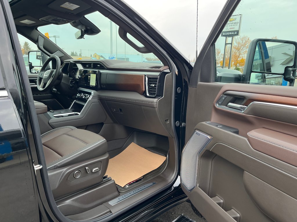 2024 GMC Sierra 3500 HD in Taber, Alberta - 9 - w1024h768px