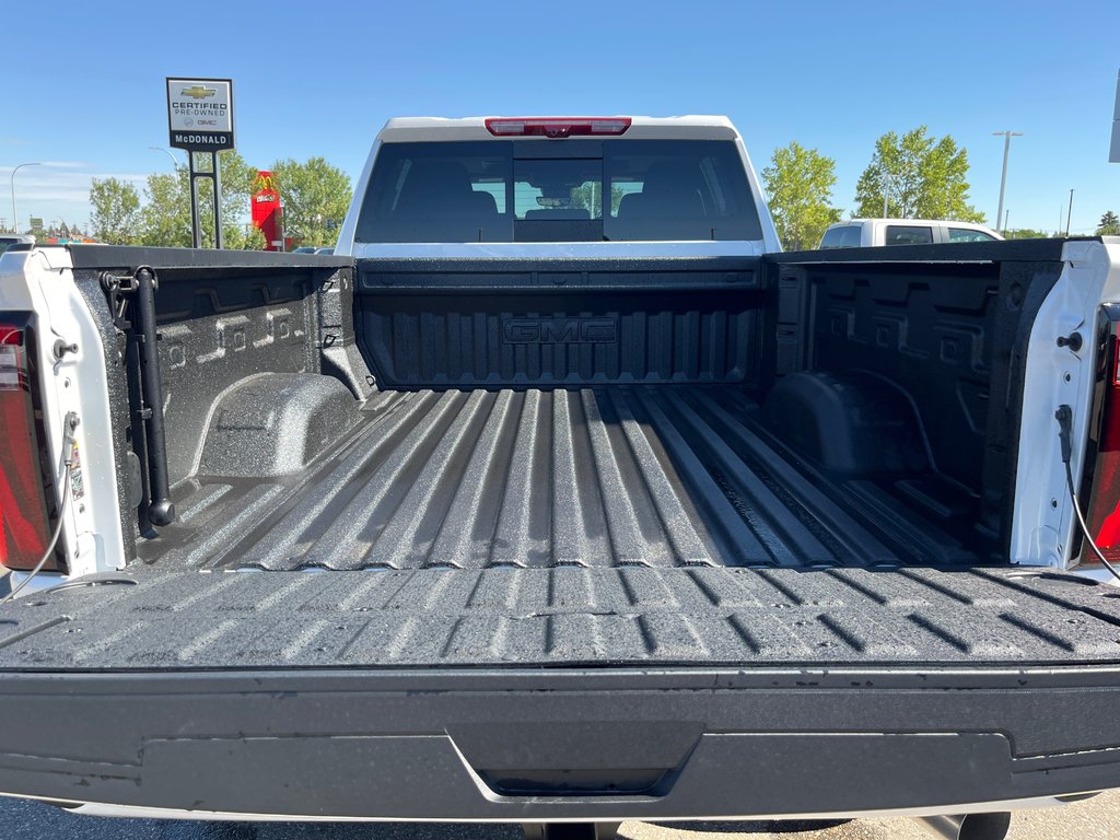 2025 GMC Sierra 3500 HD in Taber, Alberta - 29 - w1024h768px