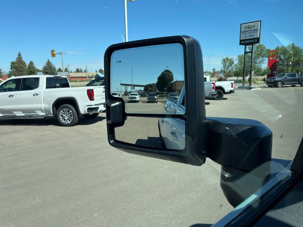 2025 GMC Sierra 3500 HD in Taber, Alberta - 21 - w1024h768px