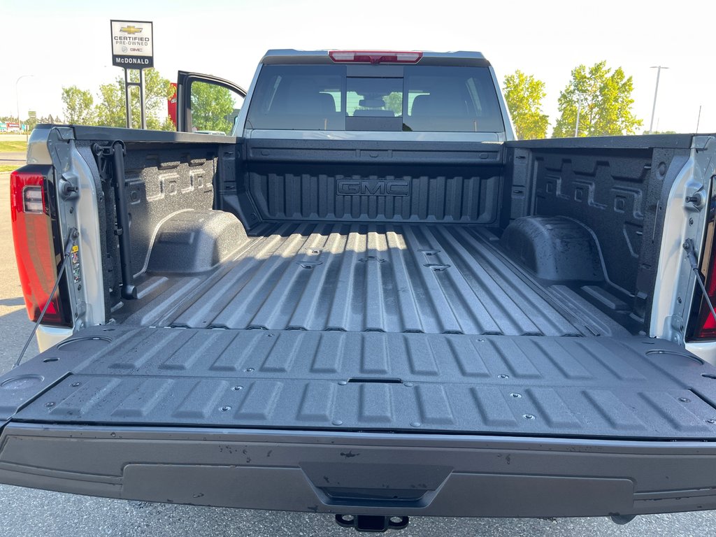 2025 GMC Sierra 3500 HD in Taber, Alberta - 29 - w1024h768px