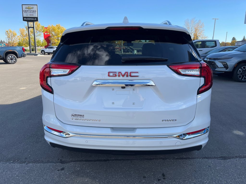 2024 GMC Terrain in Taber, Alberta - 5 - w1024h768px