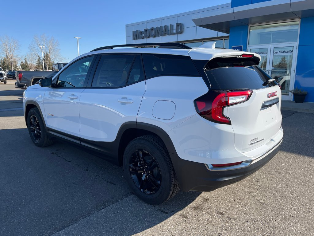 2024 GMC Terrain in Taber, Alberta - 2 - w1024h768px