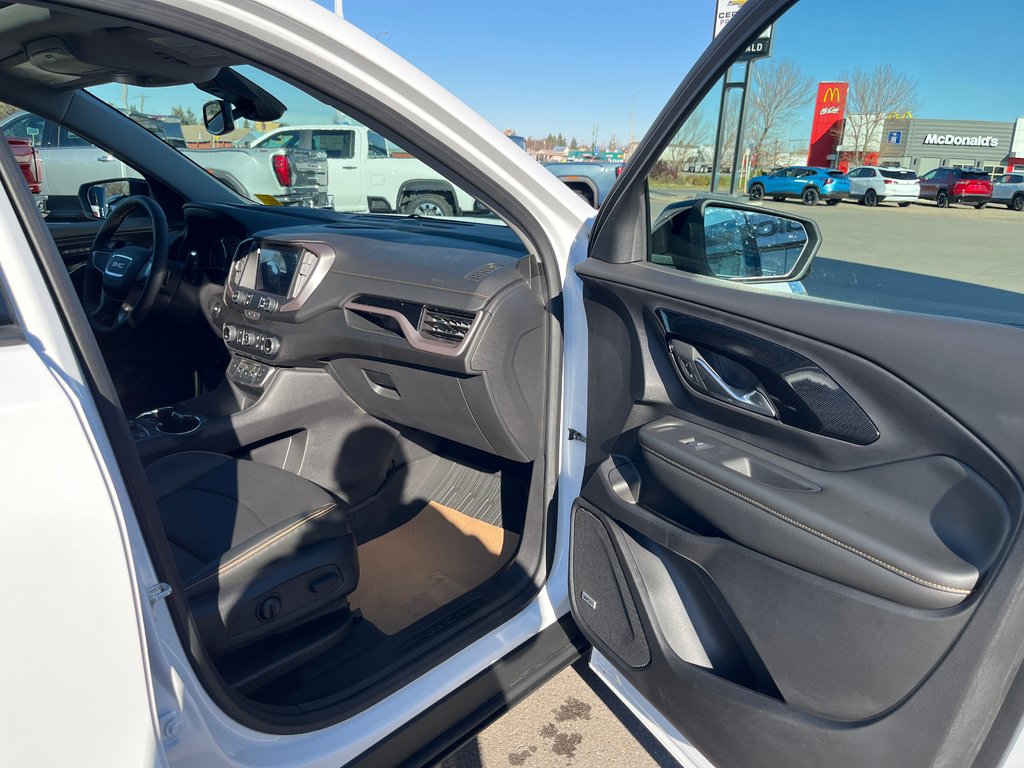 2024 GMC Terrain in Taber, Alberta - 9 - w1024h768px