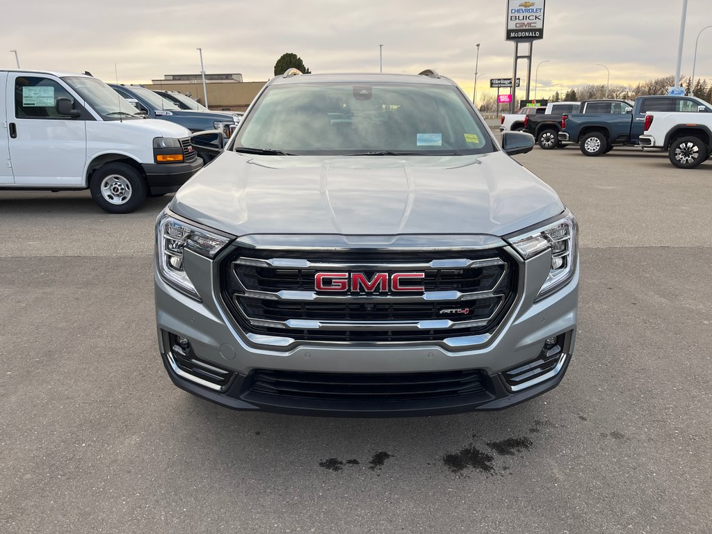 2024 GMC Terrain in Taber, Alberta - 5 - w1024h768px