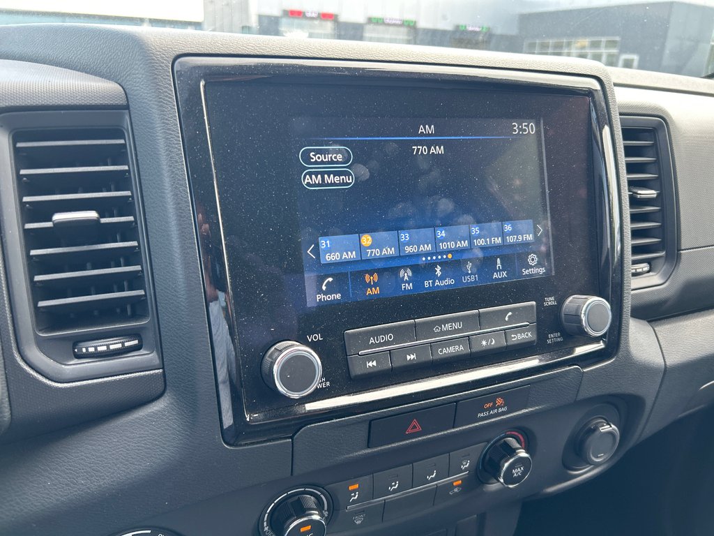 2022 Nissan Frontier in Taber, Alberta - 12 - w1024h768px