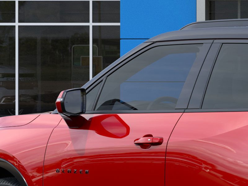 2026 Chevrolet Blazer in Taber, Alberta - 12 - w1024h768px