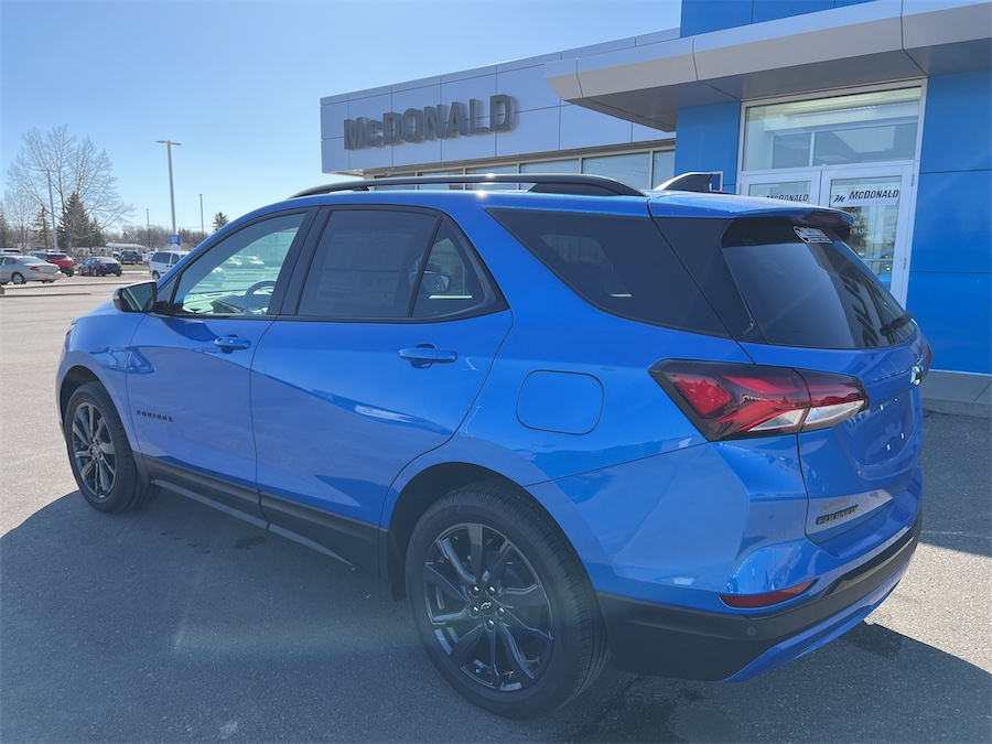 2024 Chevrolet Equinox in Taber, Alberta - 2 - w1024h768px