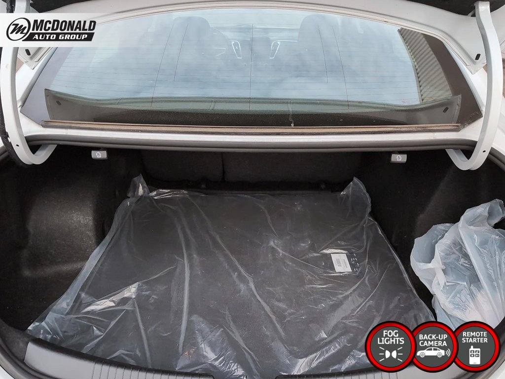 2022 Chevrolet Malibu Premier in Taber, Alberta - 17 - w1024h768px