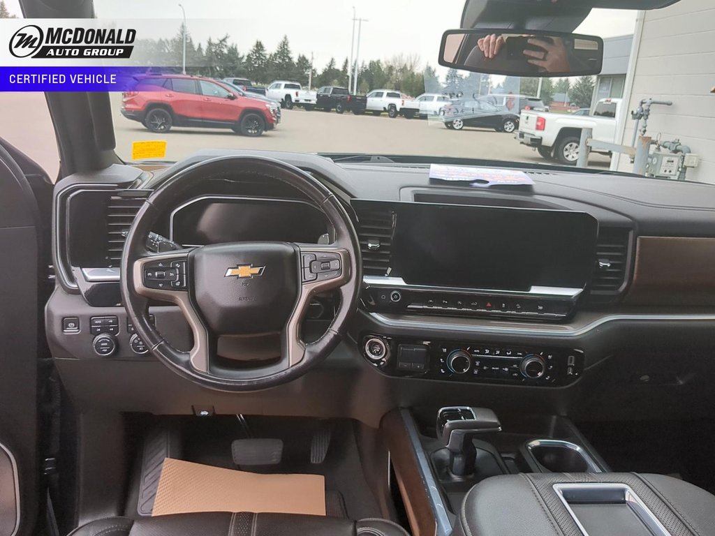 2022 Chevrolet Silverado 1500 in Taber, Alberta - 14 - w1024h768px