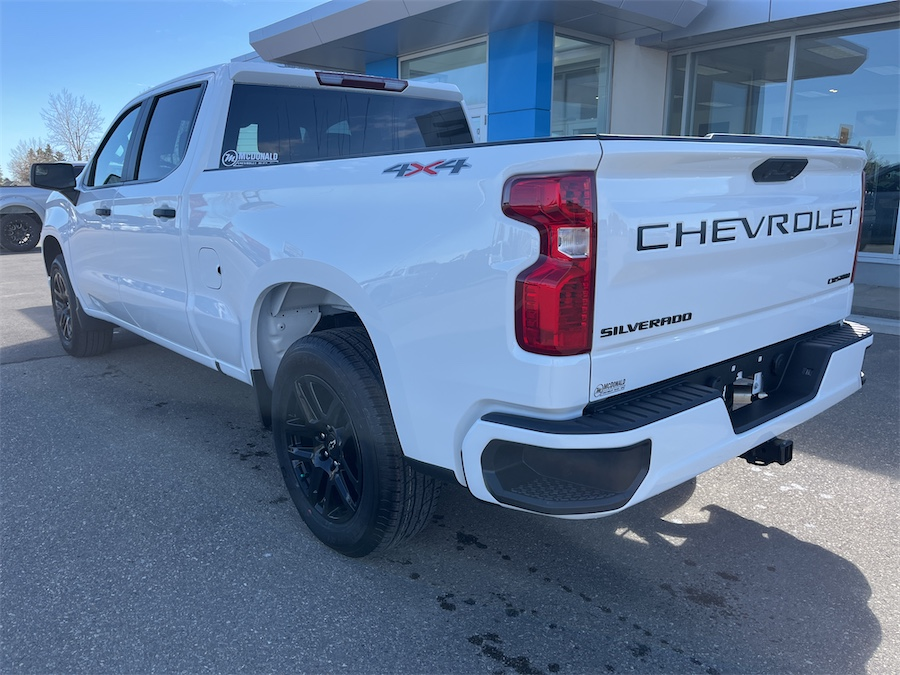 2024 Chevrolet Silverado 1500 in Taber, Alberta - 2 - w1024h768px