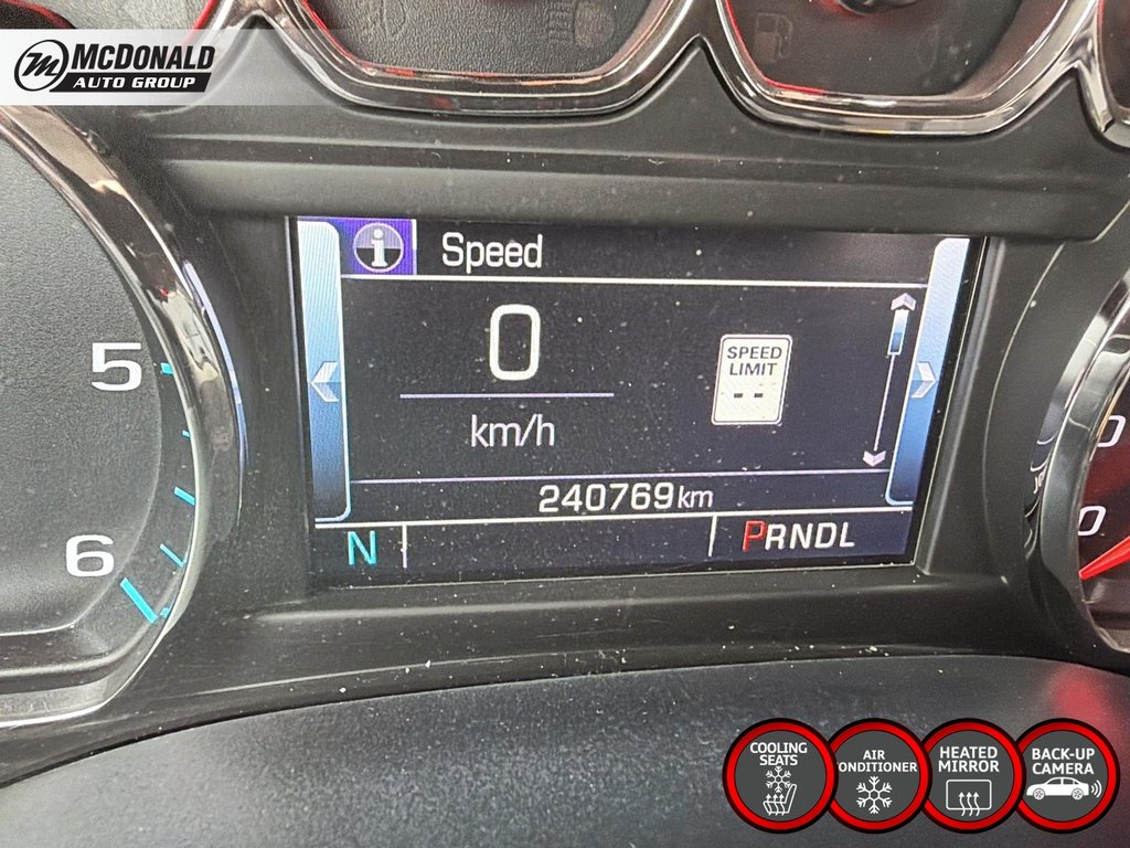 2018 Chevrolet Silverado 1500LTZ in Taber, Alberta - 36 - w1024h768px
