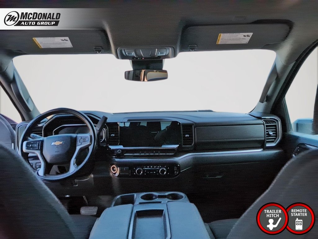2024 Chevrolet Silverado 2500 4WD Crew CAB in Taber, Alberta - 14 - w1024h768px