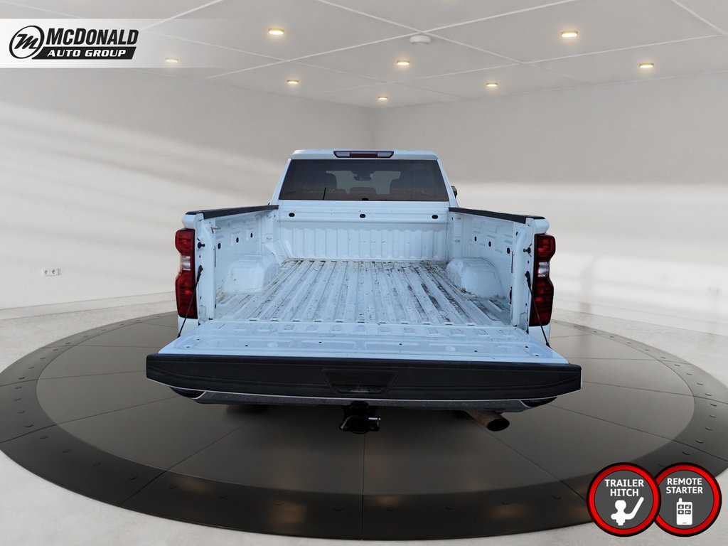 2024 Chevrolet Silverado 2500 4WD Crew CAB in Taber, Alberta - 10 - w1024h768px