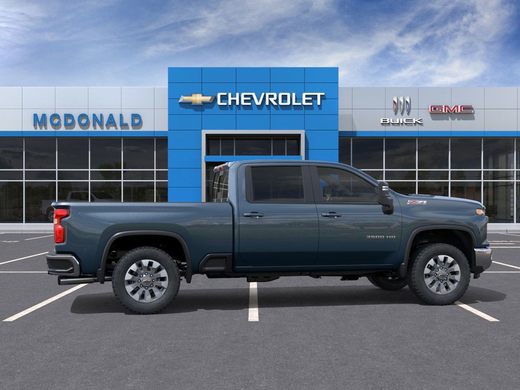 2026 Chevrolet Silverado 3500 HD in Taber, Alberta - 5 - w1024h768px