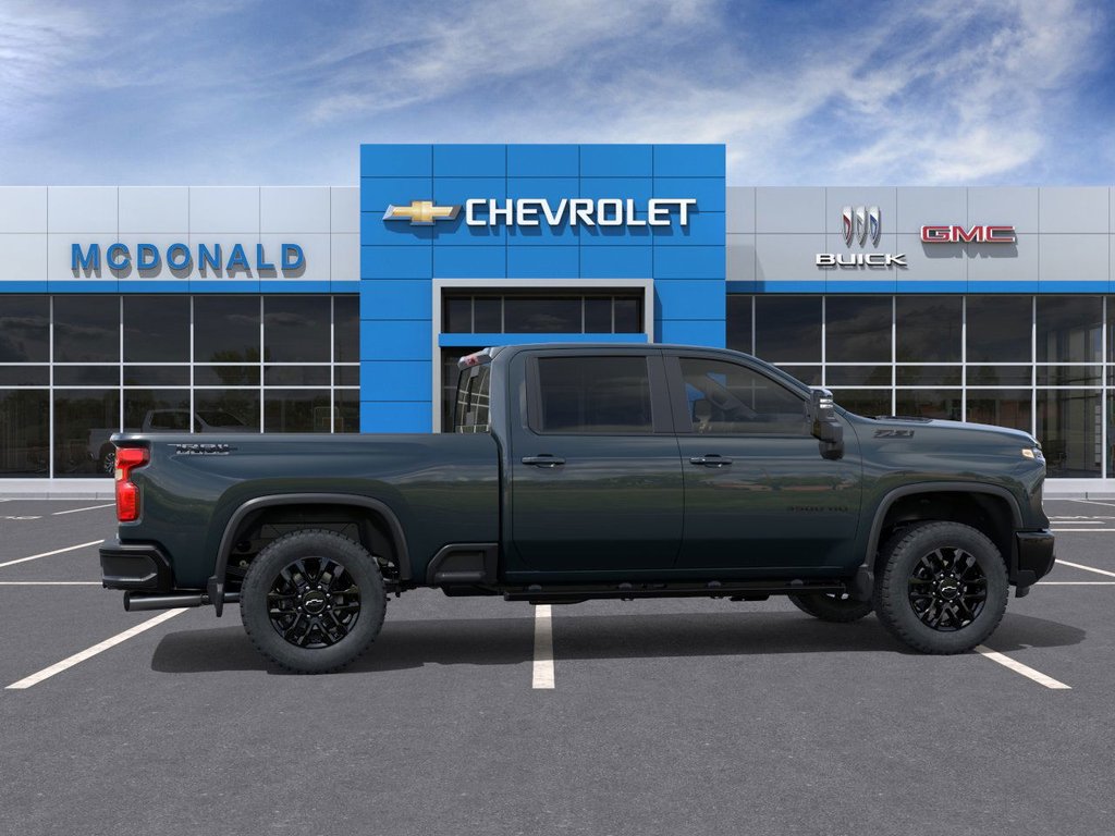 2026 Chevrolet Silverado 3500 HD in Taber, Alberta - 5 - w1024h768px