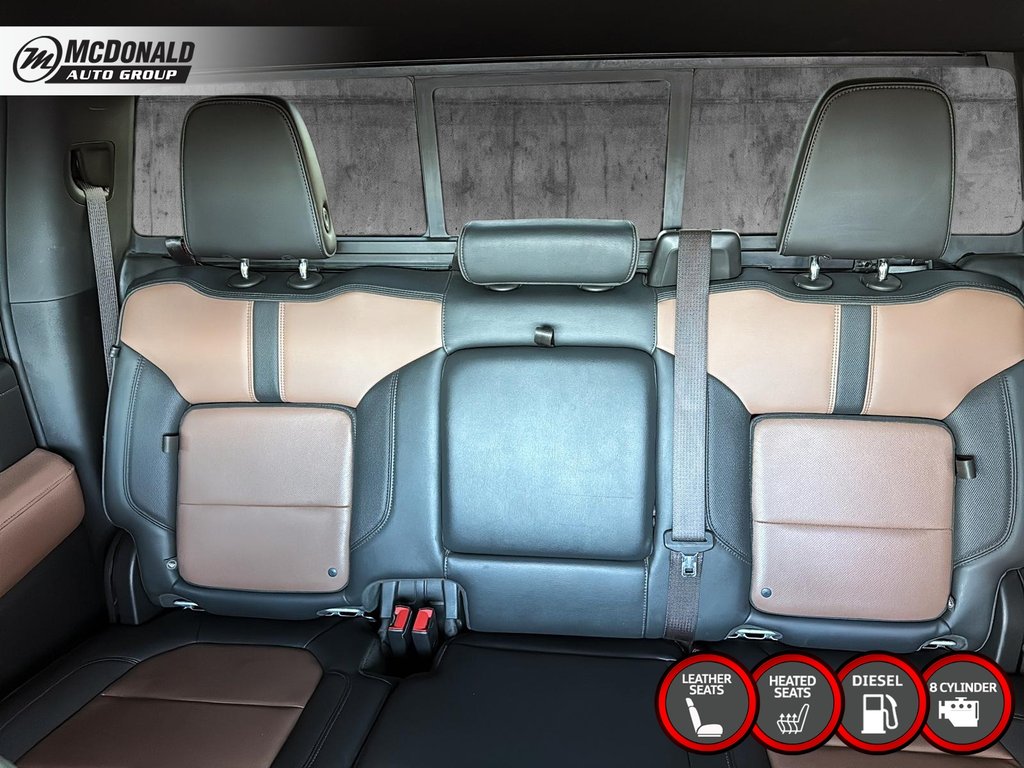 2023 Chevrolet Silverado 3500 in Taber, Alberta - 11 - w1024h768px