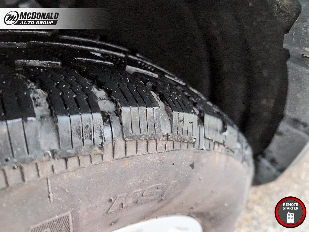 2022 Ford Escape in Taber, Alberta - 8 - w1024h768px