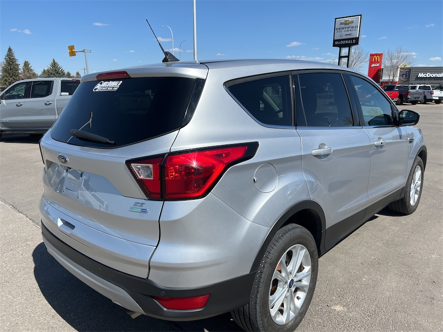 2019 Ford Escape in Taber, Alberta - 4 - w1024h768px