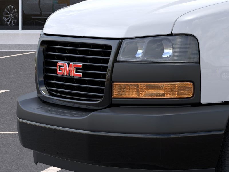 2025 GMC Savana cargo 3500 in Taber, Alberta - 13 - w1024h768px