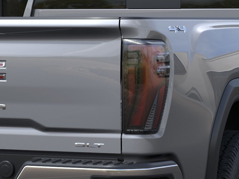 2026 GMC Sierra 3500 SLT Crew Cab 4WD in Taber, Alberta - 11 - w1024h768px