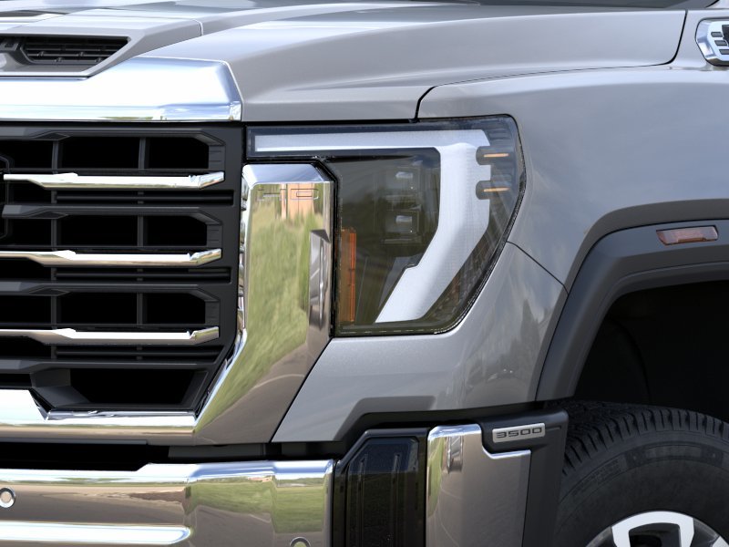 2026 GMC Sierra 3500 SLT Crew Cab 4WD in Taber, Alberta - 10 - w1024h768px