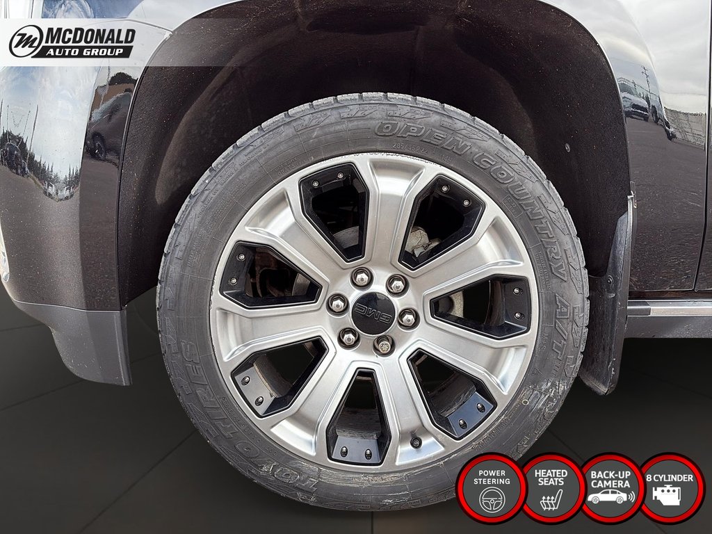 2017 GMC Yukon in Taber, Alberta - 7 - w1024h768px